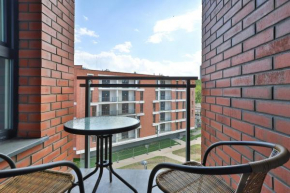 Gdańsk Old Town Wałowa Apartment with Balcony by Noclegi Renters